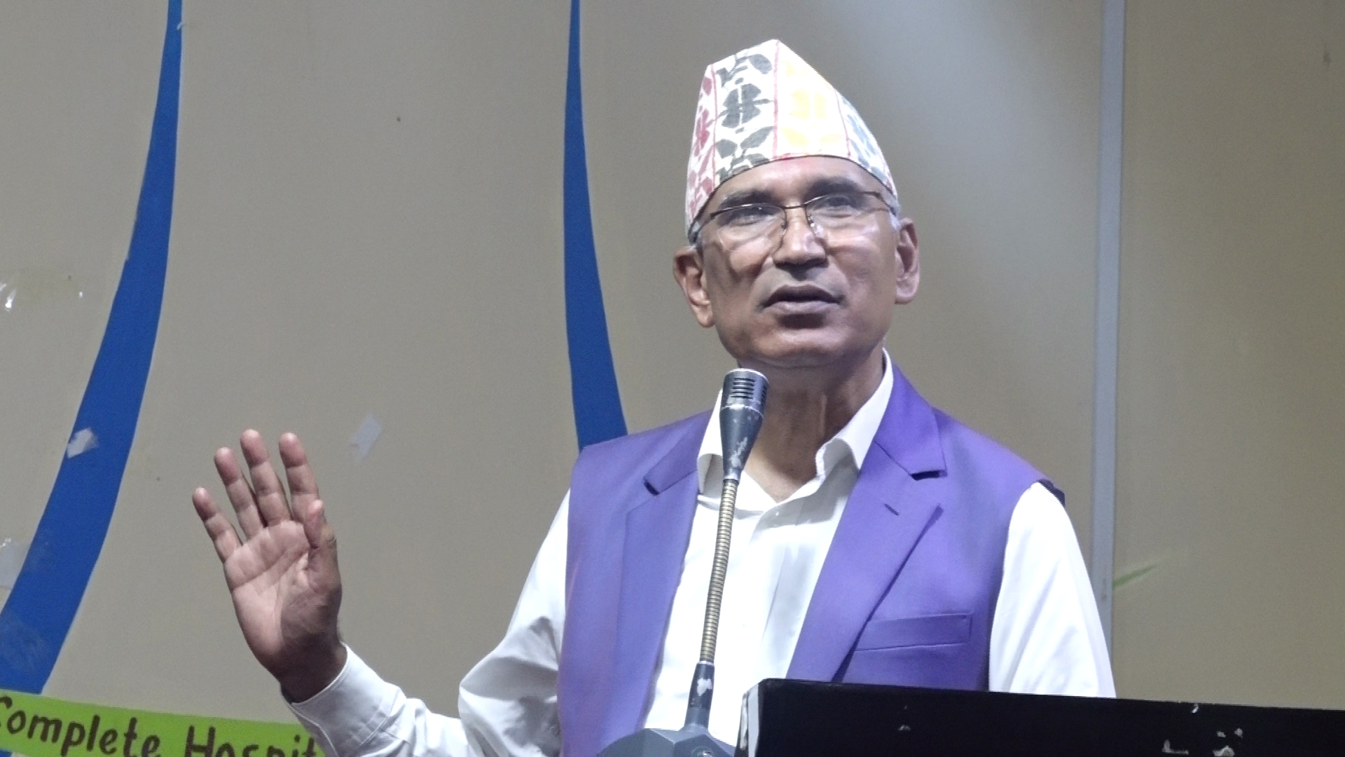 आफ्नै  खुट्टामा टेकेर चुनाव लड्ने पार्टी एमाले मात्र : विष्णु पौडेल 